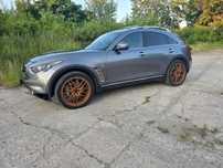 Infiniti QX70 Infiniti QX70 S 5.0 Premium S + LPG sprzedam lub zamienię