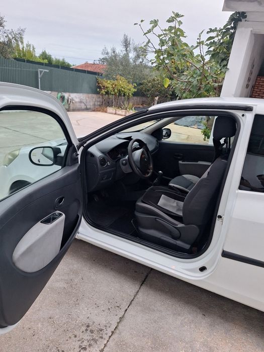 Renault Clio 3 1.5 dCi Comercial – Muito económico e pronto a andar!