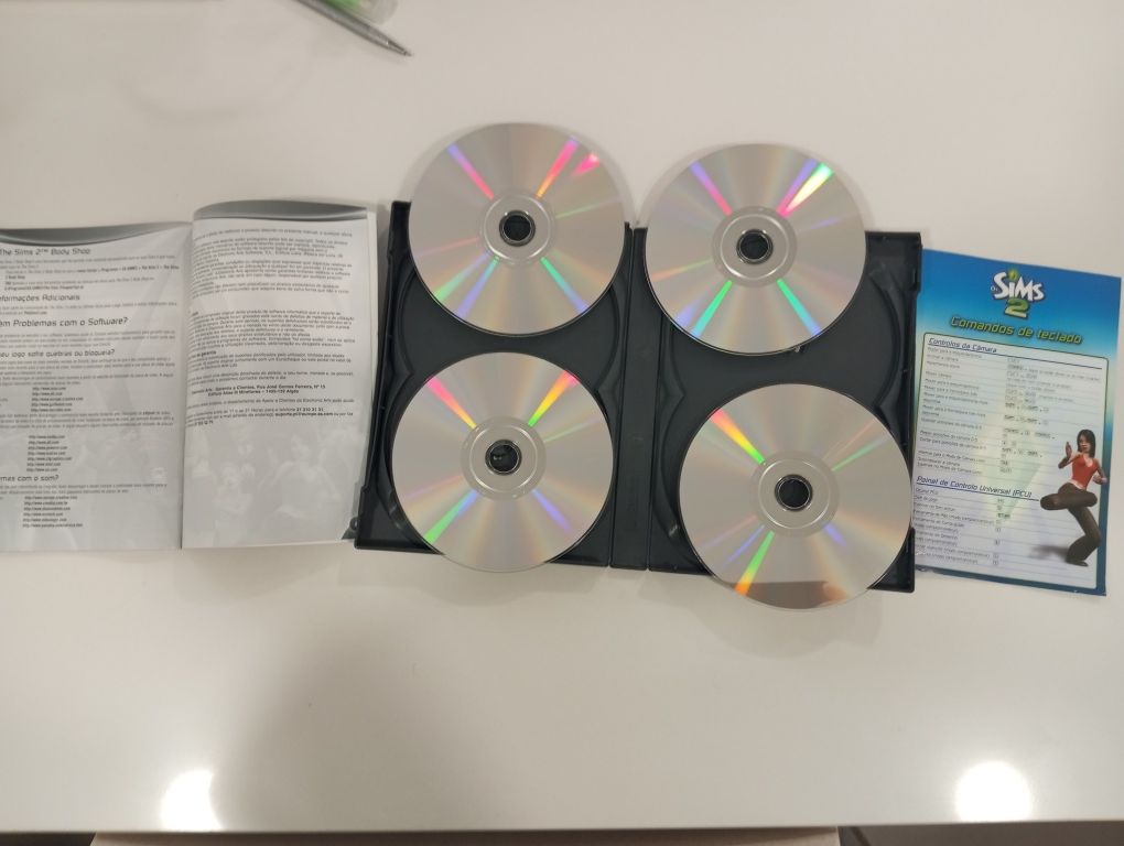 OS Sims 2 para PC em português com o Manual 
Jogo totalmente em portug