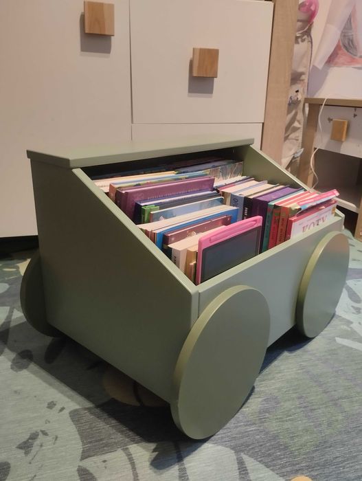 Pojemnik na zabawki drewniany H&M Home kształt wagonu