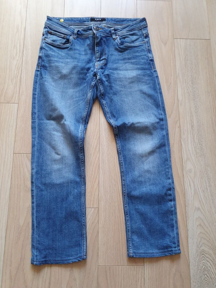 Spodnie jeansowe meskie 32/32