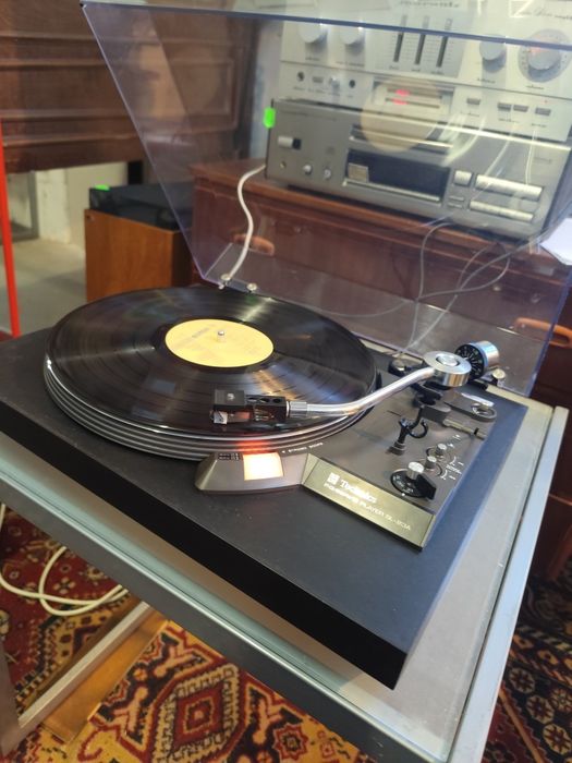 Gramofon Technics SL-23A