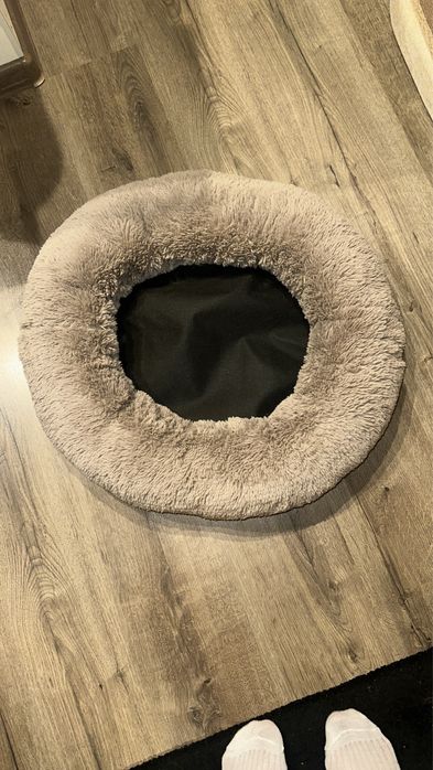 Лежанка для кота/собаки (круглый,пушистый пуфик с вынимающейся дном)