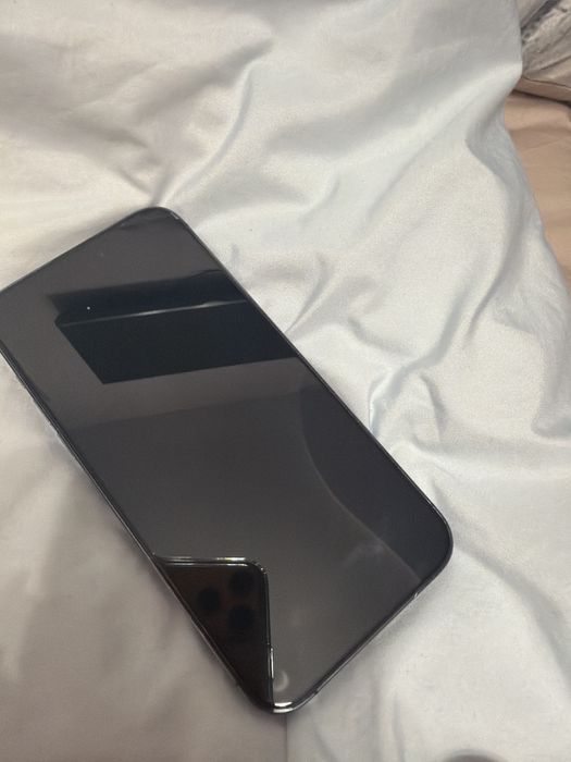 Телефон 14 Pro Max.