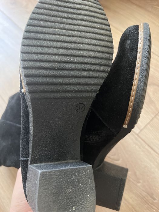 Зимові сапоги сапожки 37 р замша