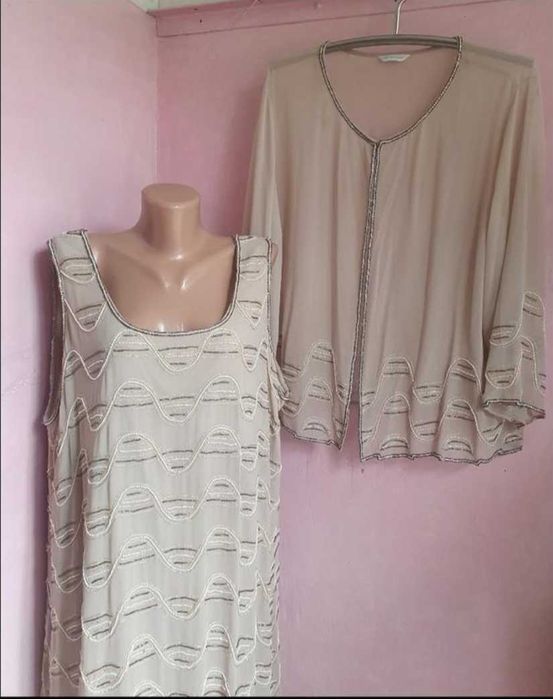 Бежевий костюм , бісер розшитий, сукня та жакет, на 52-54-56 розмір