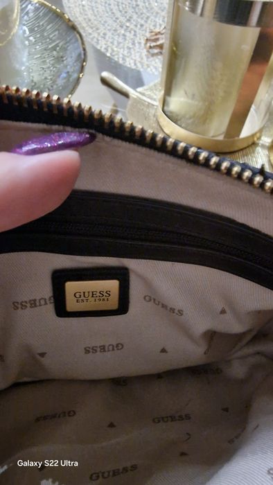 Torebka Guess oryginalna czarna GIULLY