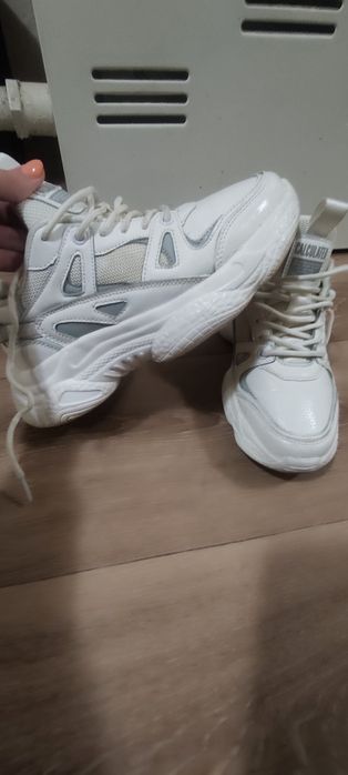 Кросівки жіночі демісезонні Baas 38 р 24, 5 см