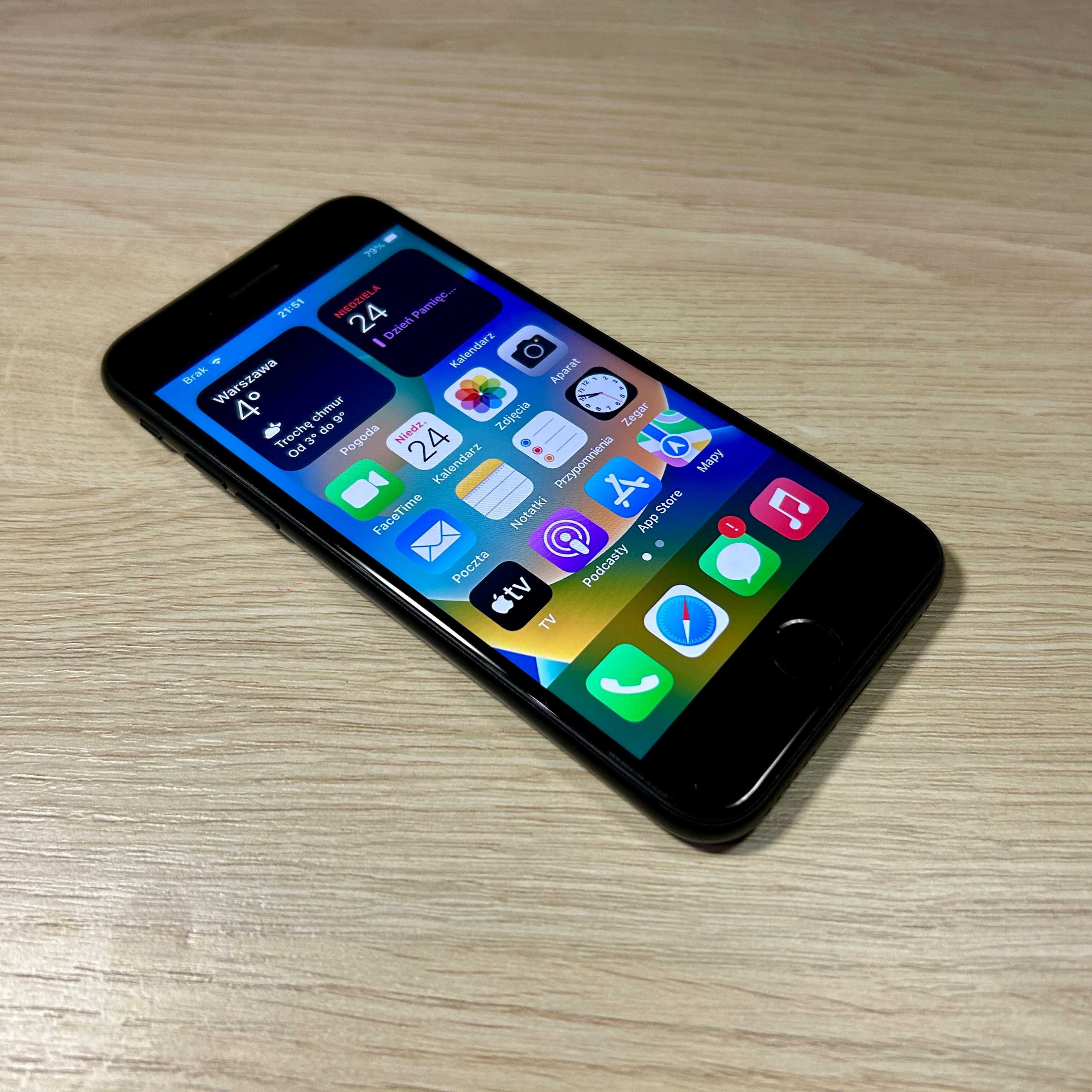 Osobiście iPhone SE (2020) Black
