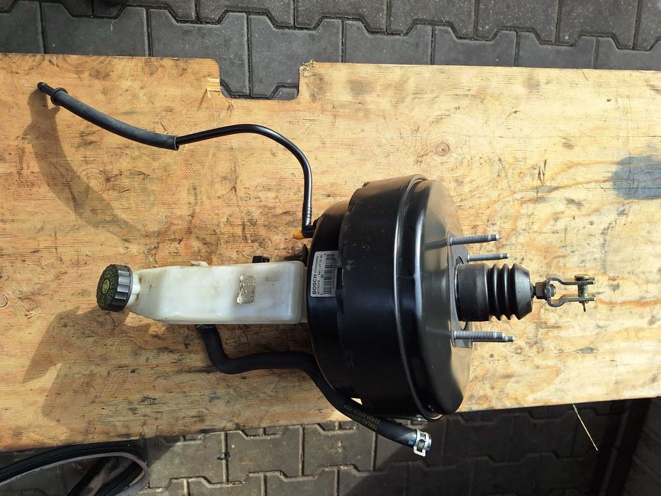 Serwo, pompa hamulcowa 47.200-0F030 Toyota Corolla Verso II 04-09r