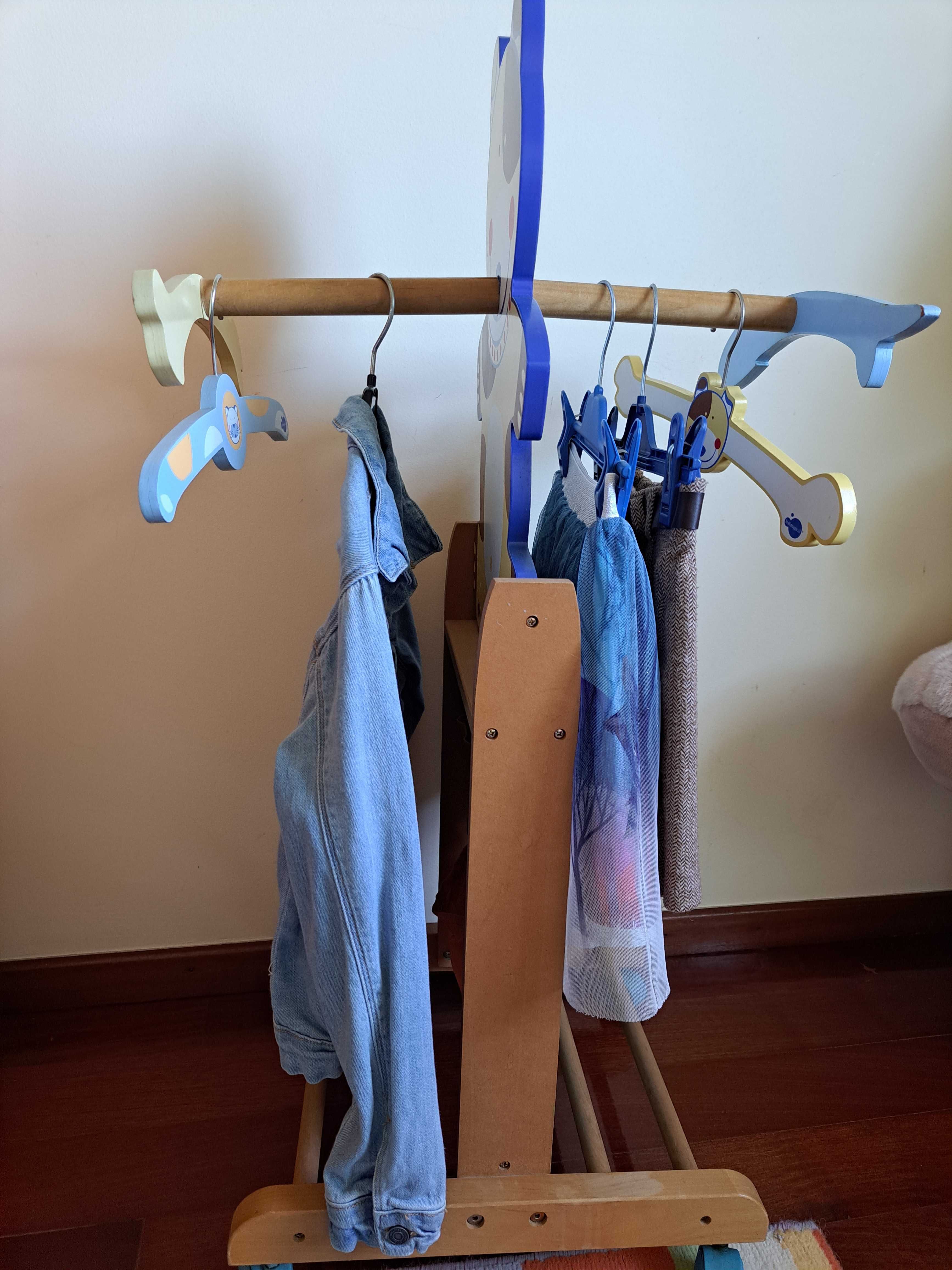 Cabide de crianca - só 4€