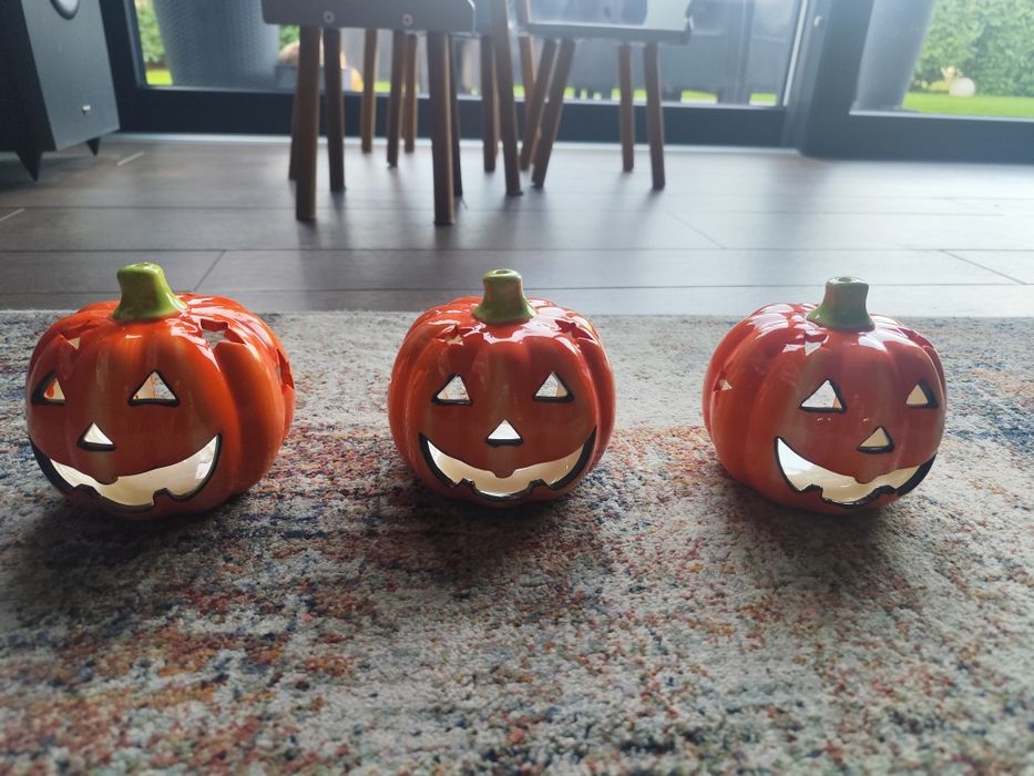 Halloweenowe dynie - świeczniki