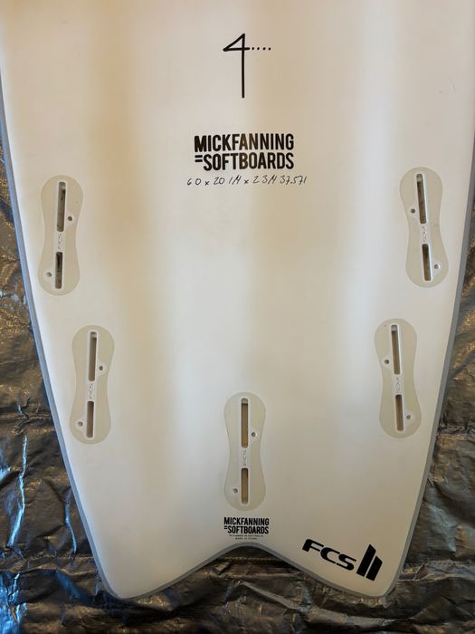 Prancha de Surf / Surfboard - Softboard 6 Feet - 37.57 Liter / FCS2