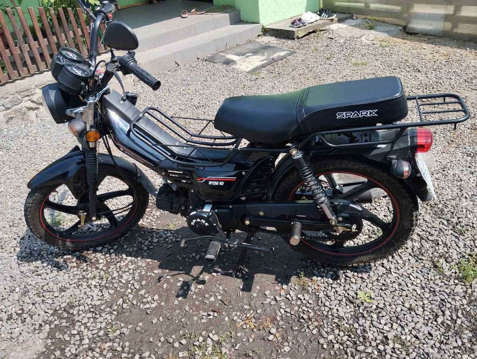 Продам мопед Spark125