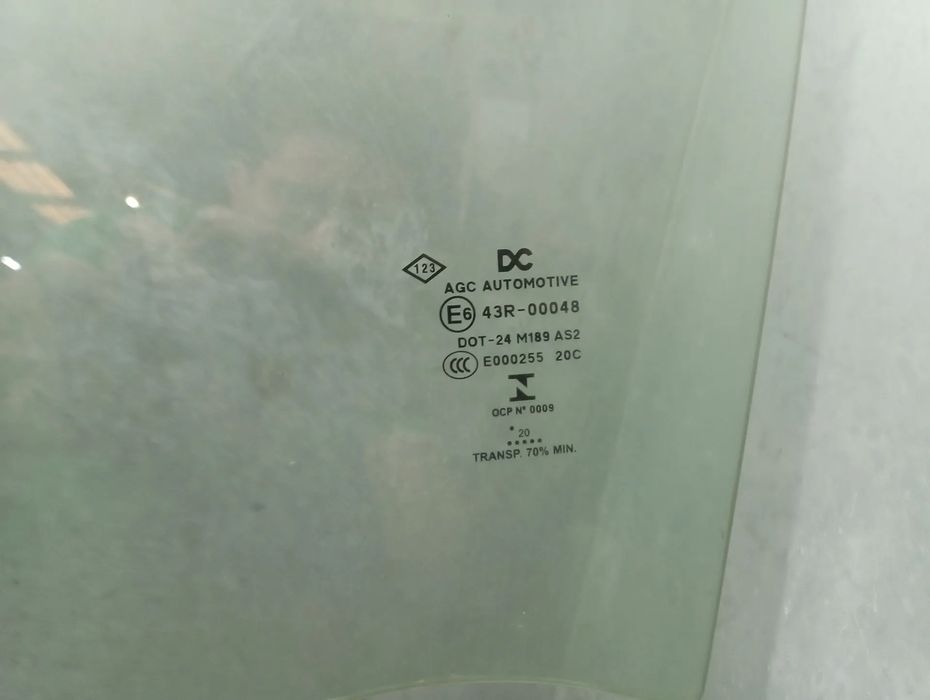 Vidro porta frente esquerda RENAULT Twingo III (BCM_)