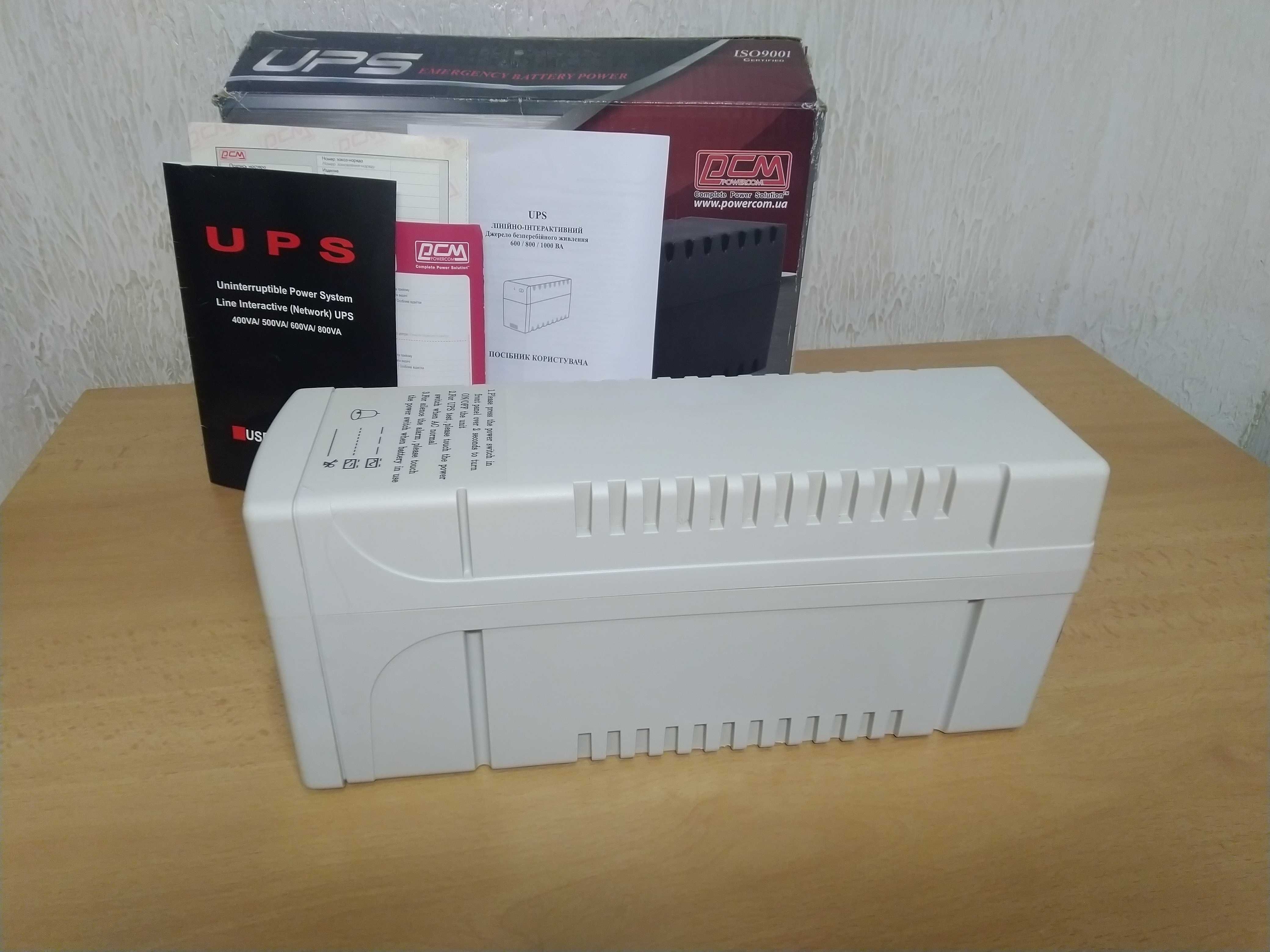 Блок безперебійного живлення UPS POWERCOM KIN-525A, нова батарея!