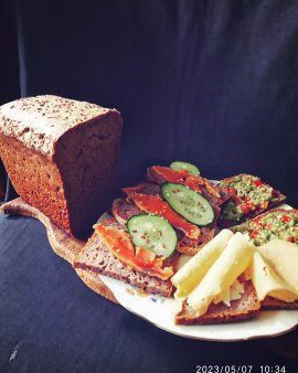 Домашня випічка бездріжджового хліба на заквасці.