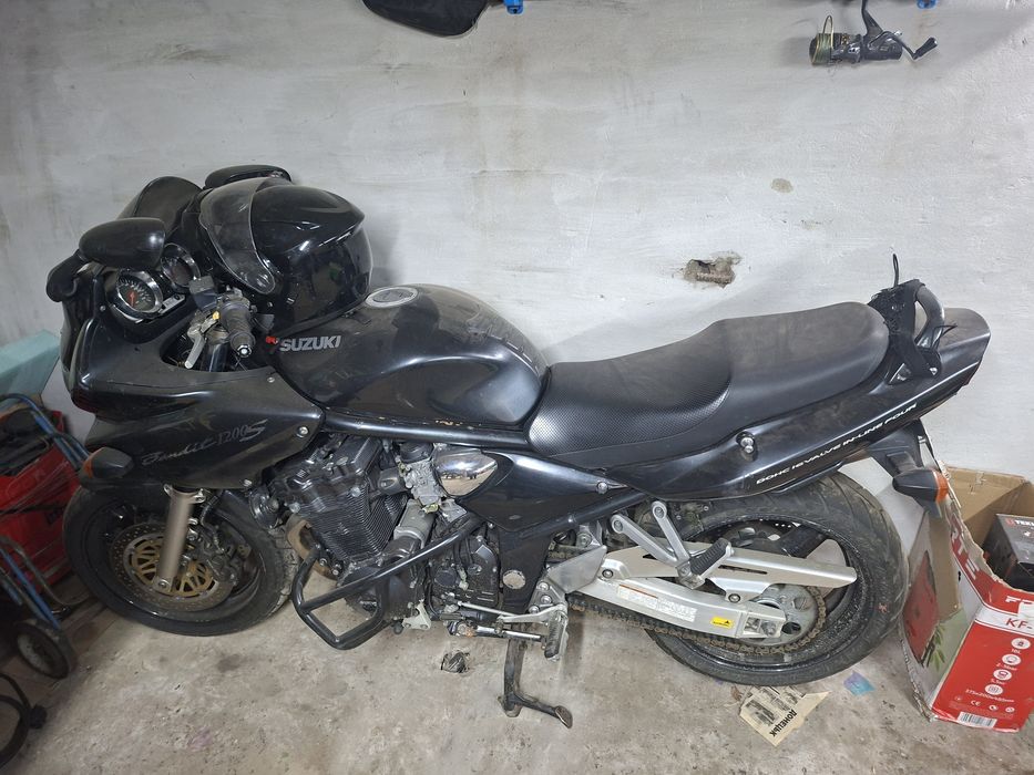 Мотоцикл Suzuki GSF 1200 Bandit, випущений 2007 року.