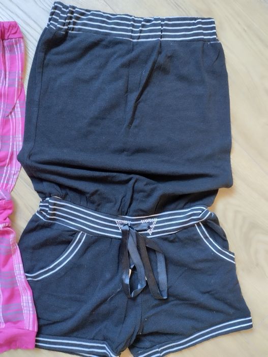 Dwa kombinezony letnie