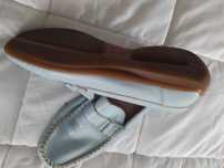 Mocassins azuis claro