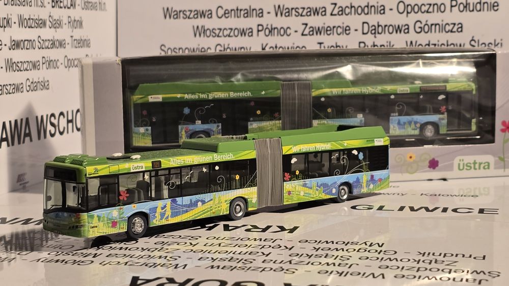 VK Model autobus Solaris Urbino 18 Hybrid III Ustra Hannover 1:87