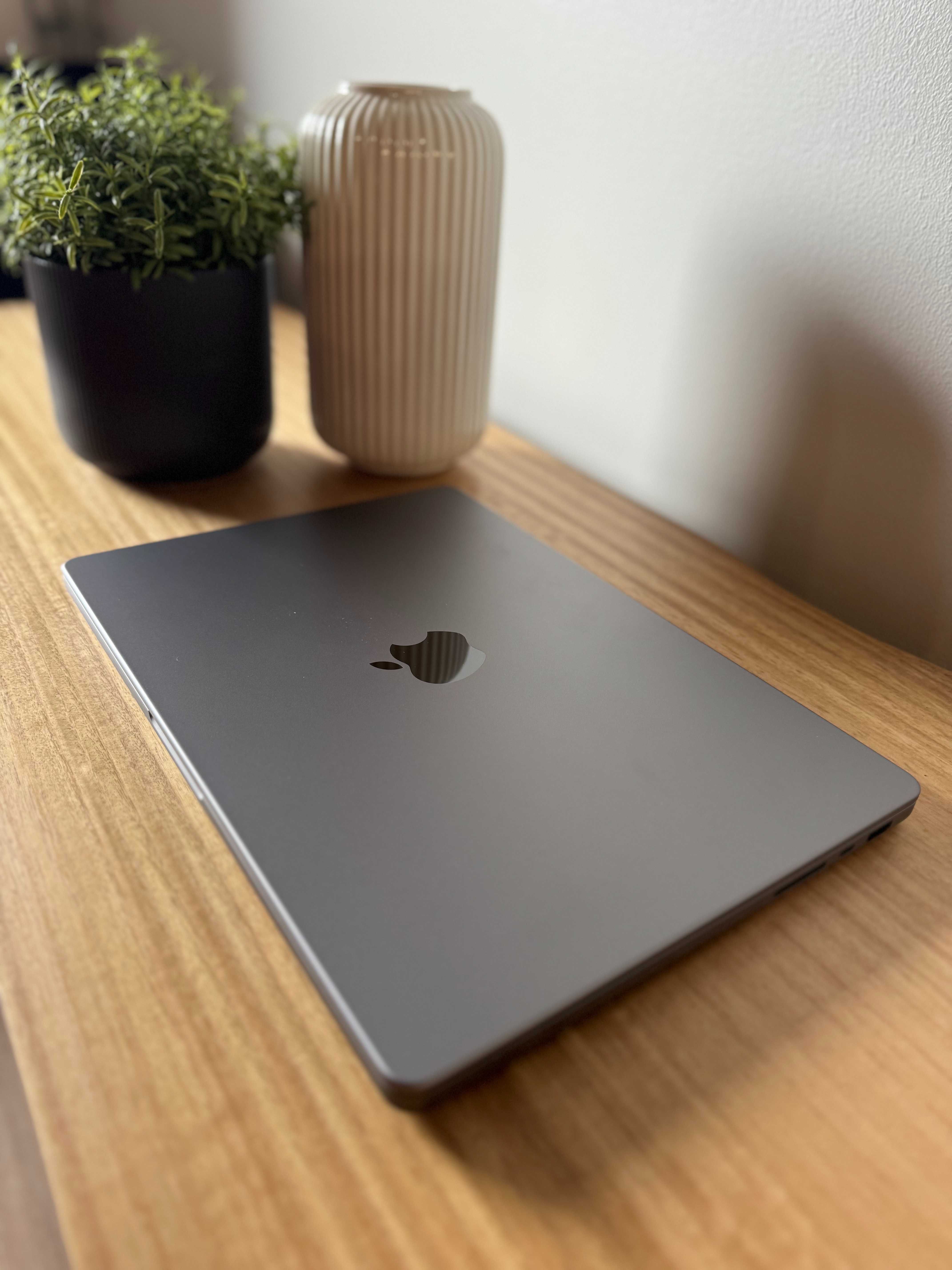 Laptop APPLE MacBook Pro 14,2" M2 Max 32GB RAM 1TB SSD macOS Szary