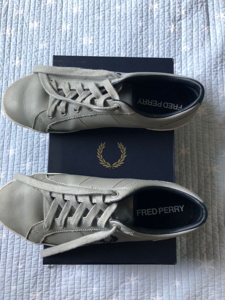 Sapatilhas 43 Fred Perry cinza