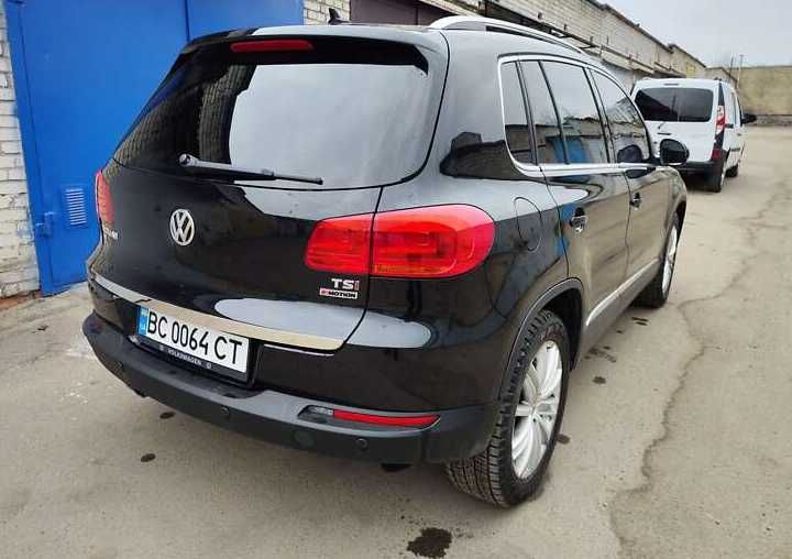 Продаю Volkswagen Tiguan SE 2015