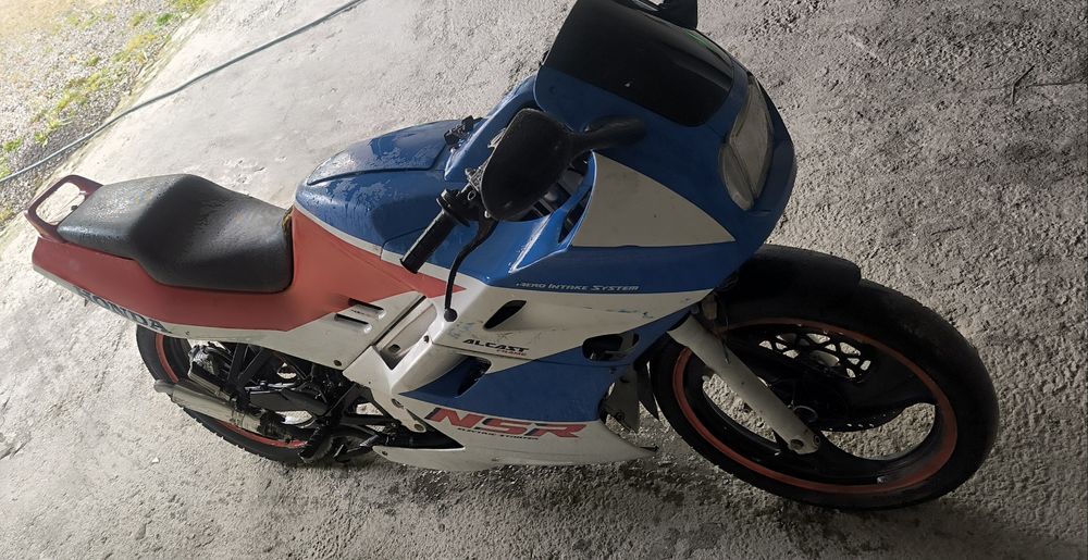 Honda nsr 125 hornet 600 R1 tzr xt