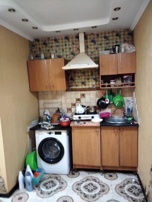 Здам кімнату на підселення в центрі міста для дівчат.