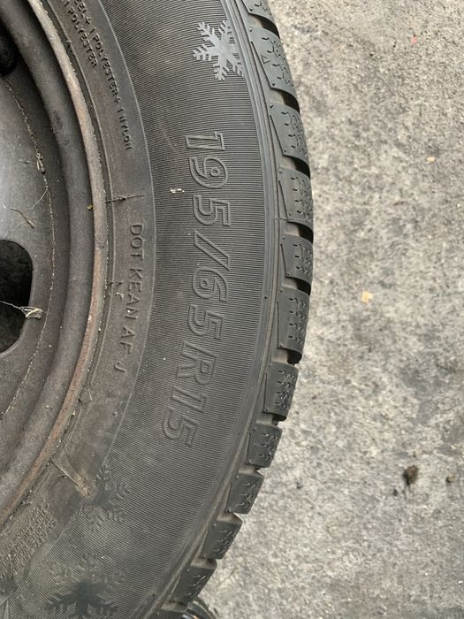 Opony zimowe 195/65/r15 do Peugeota lub Citroena