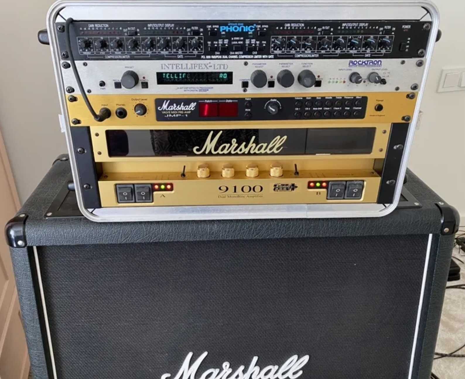 Marshall amp plexi/JMP1+9100/Pedais Boss MXR JHS EHX Dunlop Klon Cent