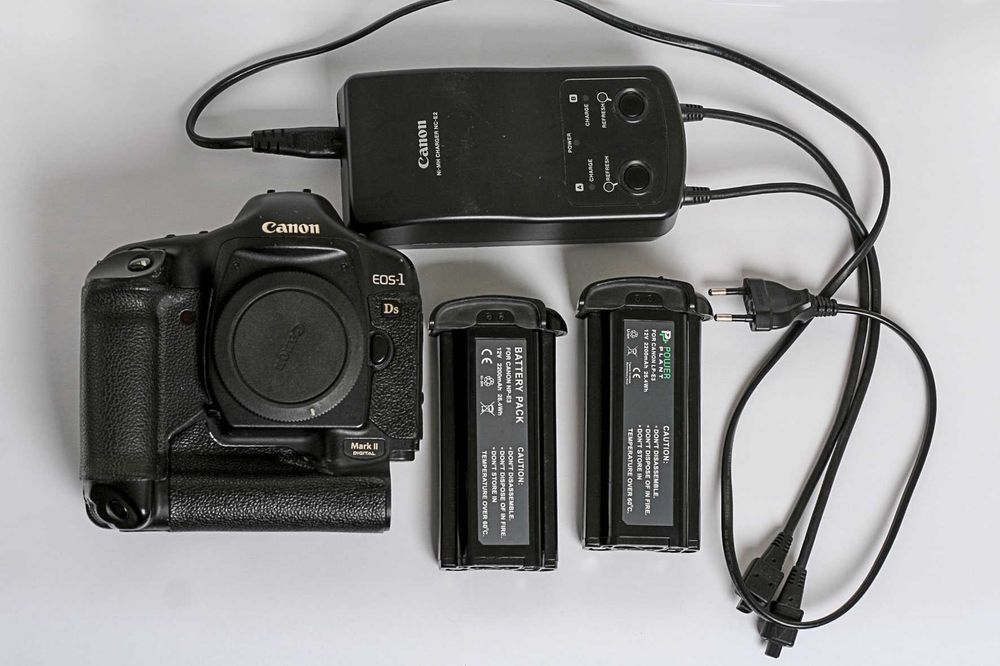 Canon 1Ds Mark II