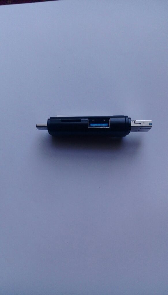 Czytnik, adapter SD i micro USB B i C