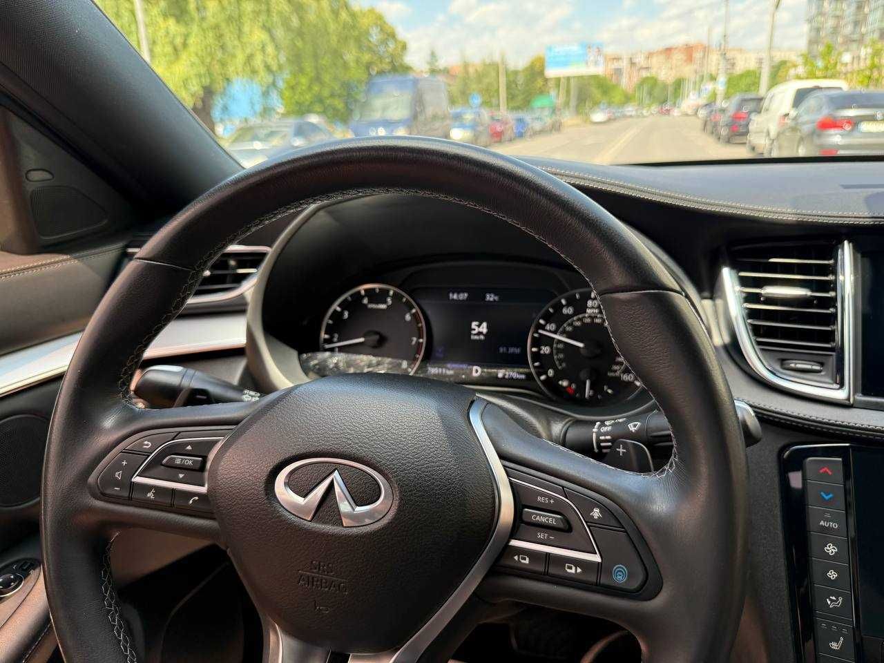 Продам Infiniti QX50 2021