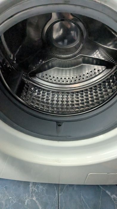 Продам стиральную машинку Samsung
