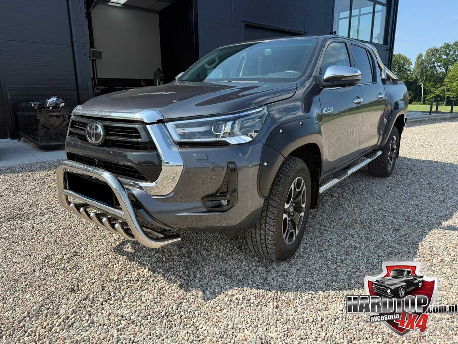 Orurowanie Toyota Hilux Kły Baranek niskie Grill Chrom Revo
