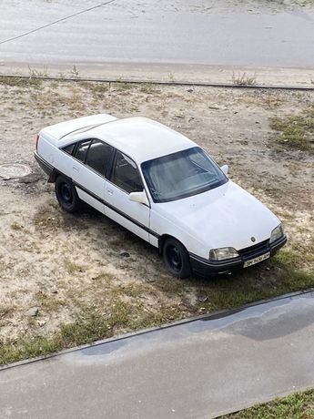 Продам Opel Omega 1987 1.8 газ/бензин