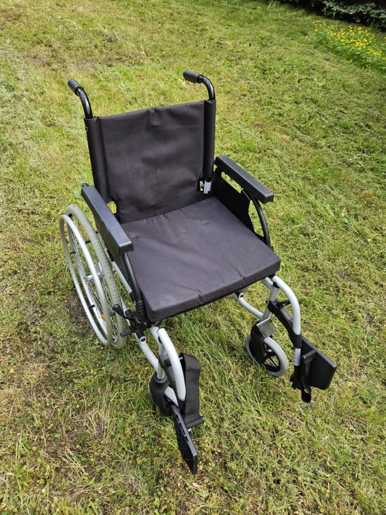 Wózek inwalidzki aluminiowy