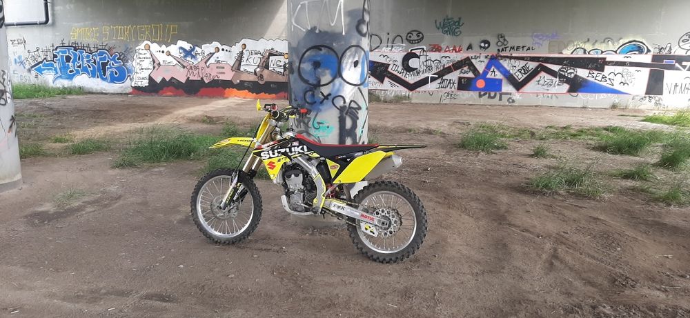 Suzuki RMZ-250 13r