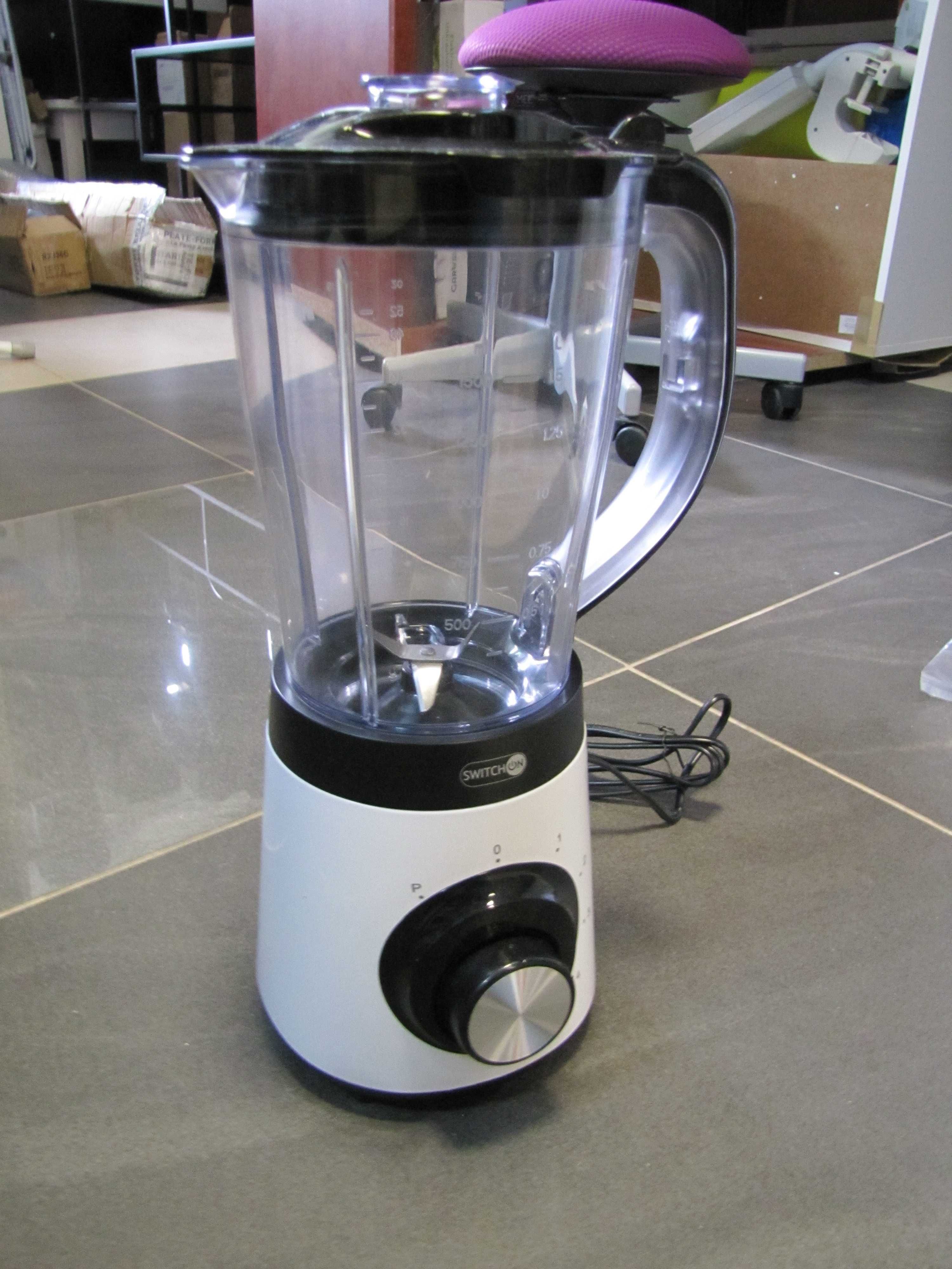 Blender kielichowy Switch On TB-D0101 / 600W / 1,5l / Kruszenie lodu