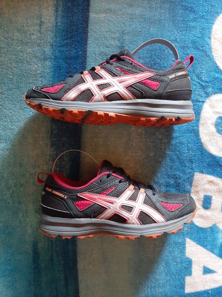 Жіночі трекінгові кросівки Asics Trail-Tambora 5 оригінал