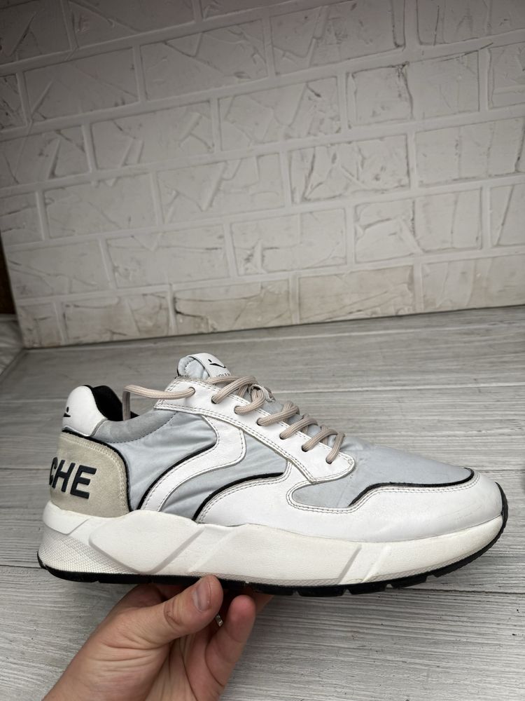 Модные мужские кроссовки voile blanche 43-44 размер