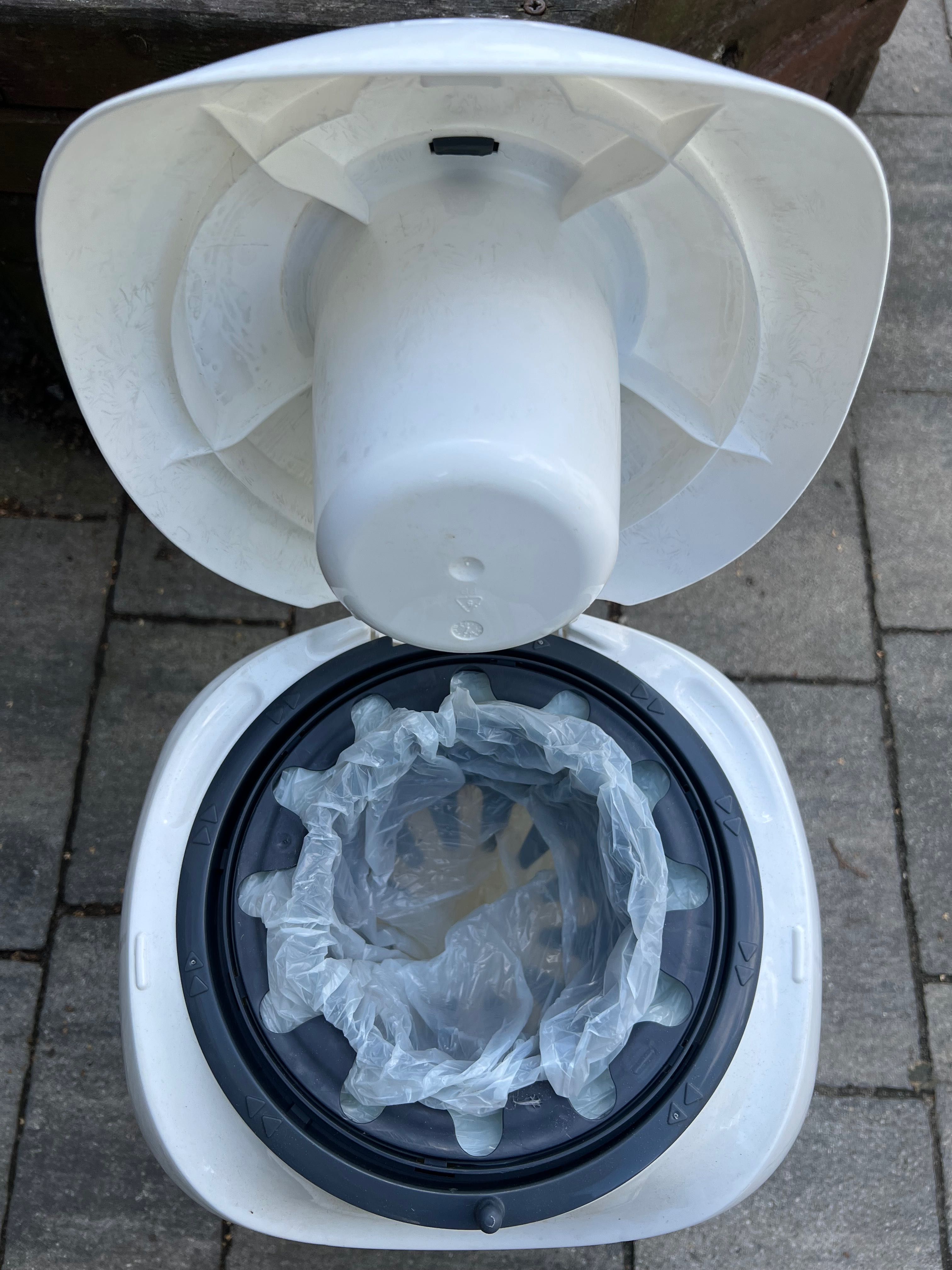 Kosz na pieluchy Tommee Tippee