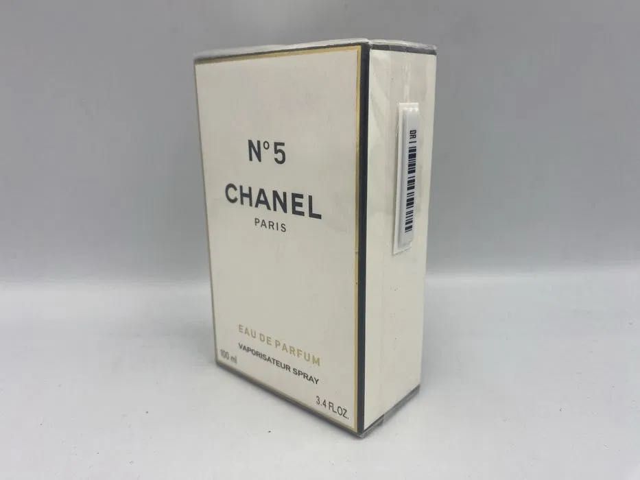 Chanel N°5  Paris