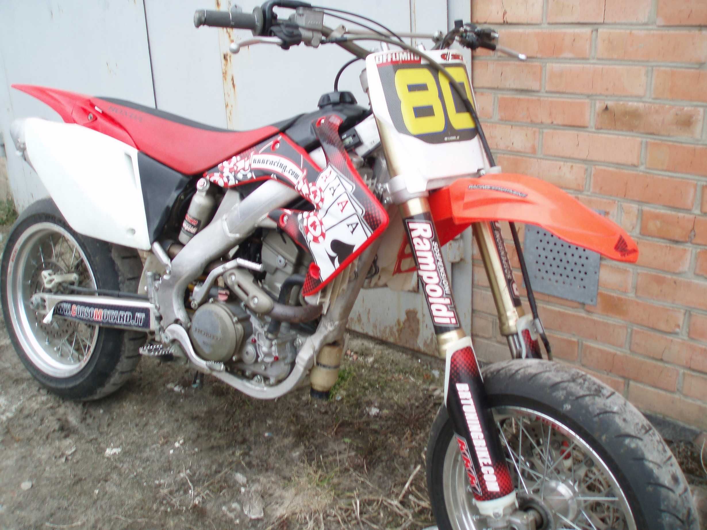 HONDA CRF250R супермото