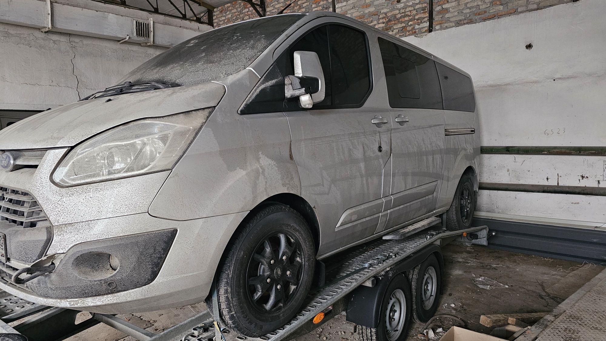 Ford tourneo custom