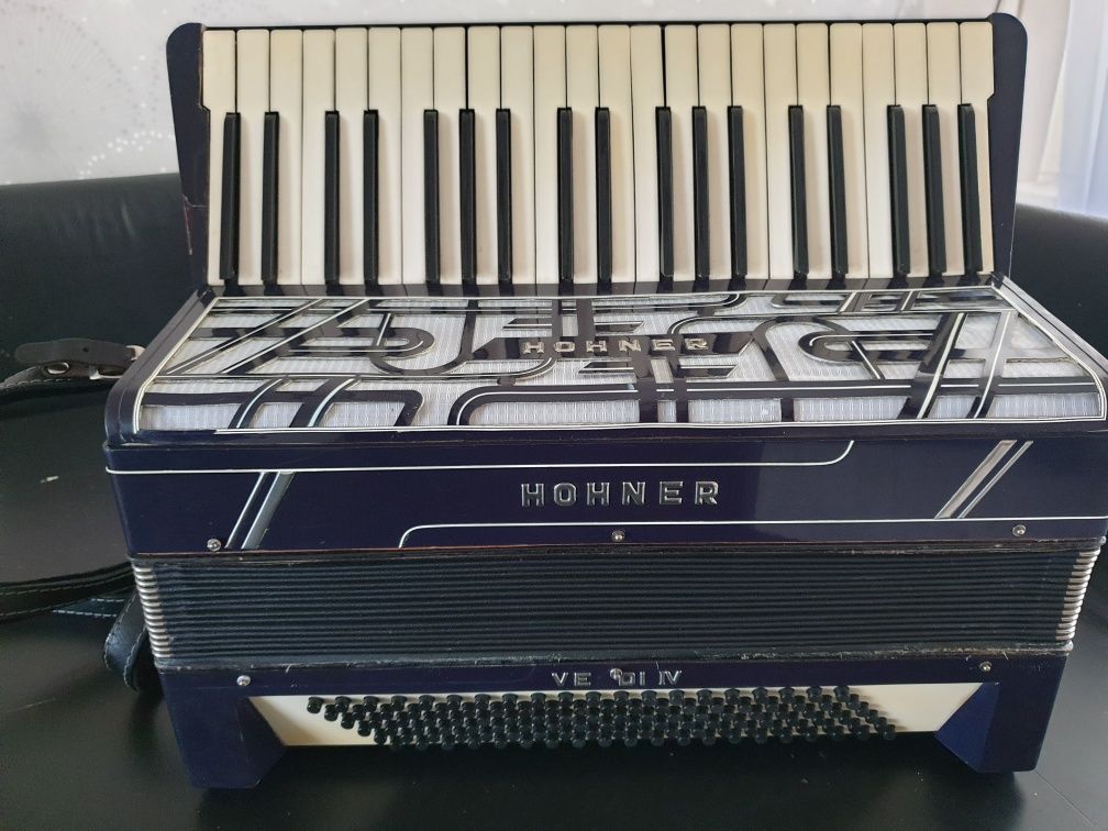 Akordeon hohner 4 chóry