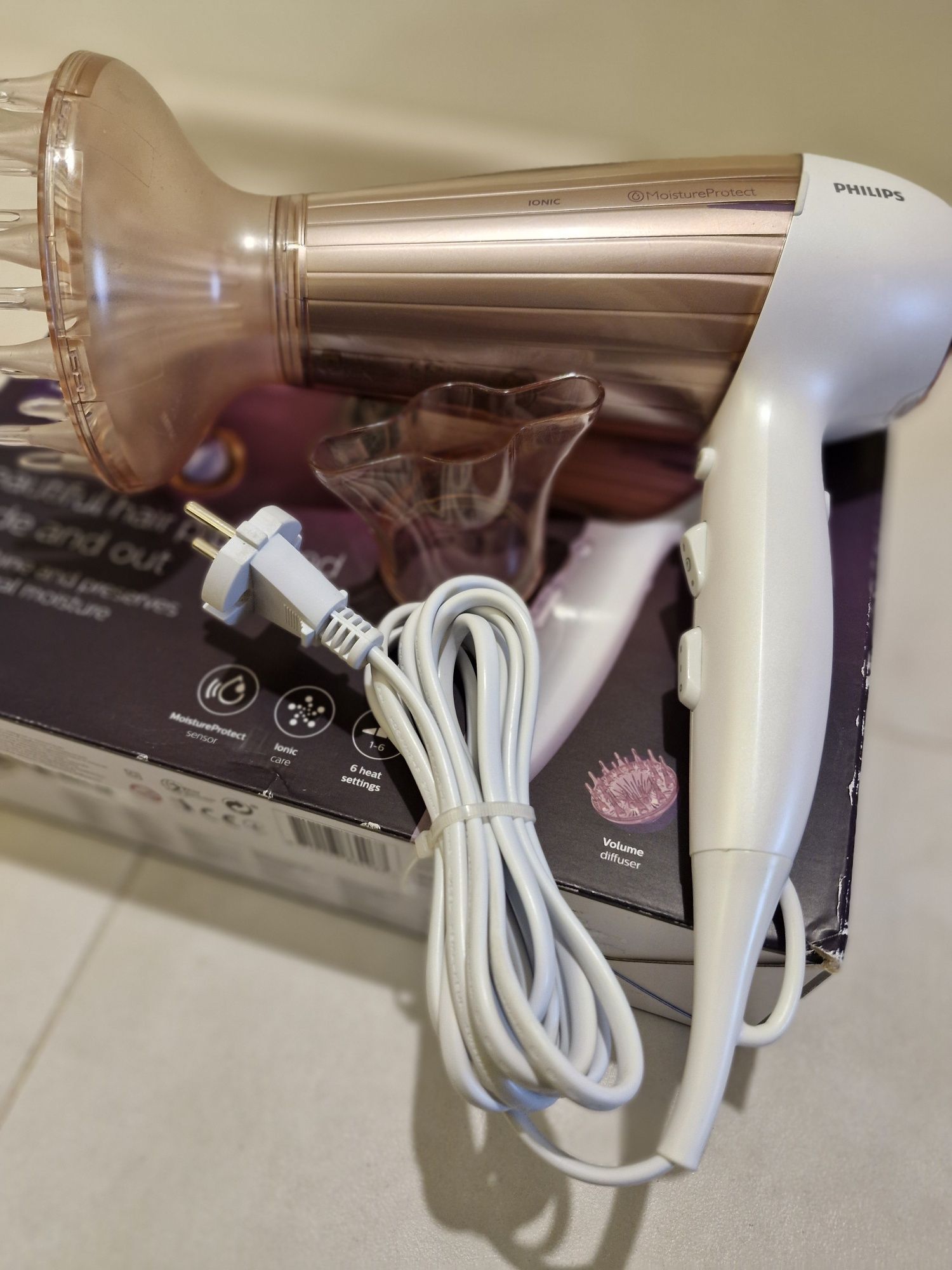 Super suszarka Philips ionic 2300watt moisture protect Hp8281 mocna