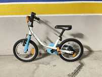 Bicicleta B-twin 14” - com rodinhas